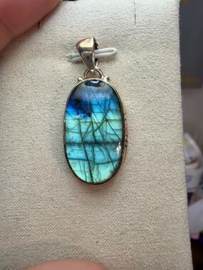 Labradorite pendant